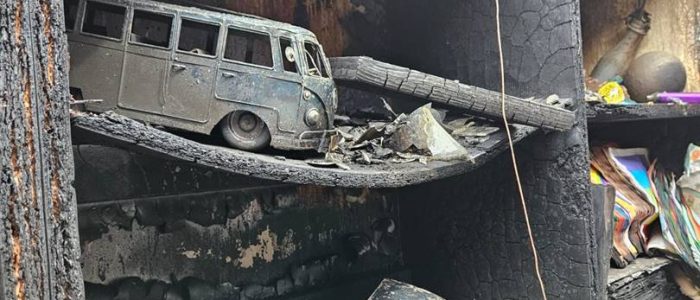 Gesin huis brand foto Gesin huis brand foto